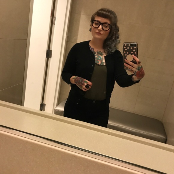 Meet your Posher, Coral - Picture 2 of 2